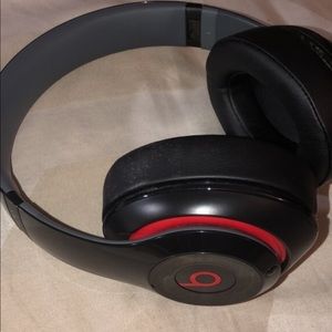 Beats Wirelles Studio 2